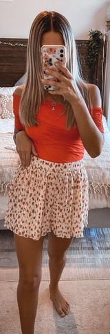 Chelsea and Violet Floral Pleated Shorts  Photo 0