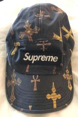 Supreme Hat Photo 0