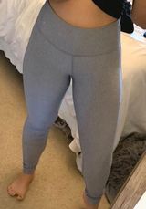 Gray Leggings Photo 0