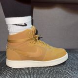 Nike Sneakers Photo 0