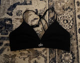 Alo Yoga Bra Black Photo 0