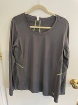 Under Armour Under Armor Heat Shirt Photo 0