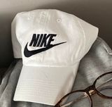 Nike Hat  Photo 0