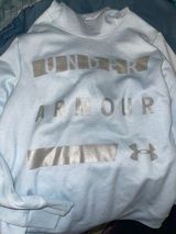 Under Armour Sweatshirt Photo 0