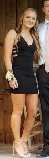 Windsor Homecoming / Formal Dress Photo 0