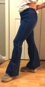 Buckle Flare Jeans Photo 0