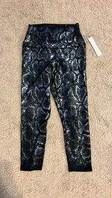 Evolution and creation  Cropped Leggings Photo 0