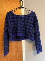 36.5 Cropped Sweater Photo 0