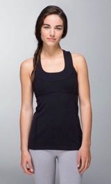 Lululemon Scoop Neck Tank Photo 0
