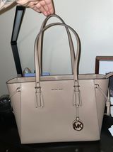 Michael Kors Purses Photo 0