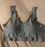 Tahari  bra  Photo 0