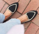 The Blackbird Flats in Black Photo 0