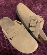 Tan Clogs Brown Size 6 Photo 0