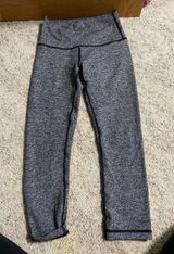 Lululemon capris Photo 0