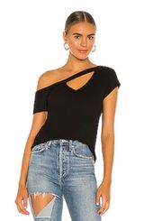 LNA Cross Front Top Photo 0