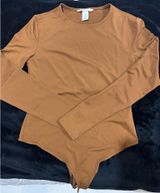 Long Sleeve H&M Bodysuit Camel Brown Photo 0