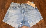 Levi’s Short Photo 0