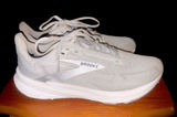 Brooks Womens Revel 8 Running Shoes Oyster Mushroom/Alloy/Silver Sz 8.5 Photo 0