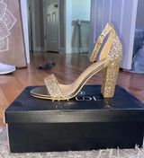 illude Gold Heels Photo 0