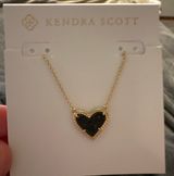 Kendra Scott Necklace Photo 0