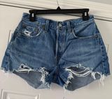 Levi’s 501 Shorts Photo 0