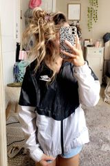 Nike Windbreaker Photo 0