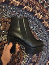 Black Booties Size 6.5 Photo 0