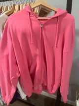 pink  zip up hoodie Photo 0