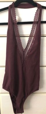 Lace halter body suit Photo 0