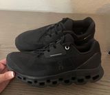 On Cloud  On Cloudstratus Photo 0