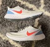 Nike Revolution Running Shoes Photo 0