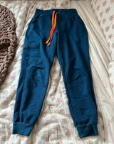 FIGS High Waisted - Petite Jogger Scrub Pants Photo 0