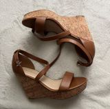 Tan Wedges Photo 0