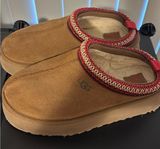 UGG Tazz Platform Photo 0