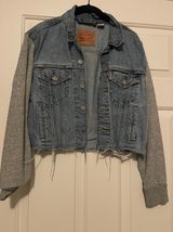 Cropped Denim Jacket Photo 0