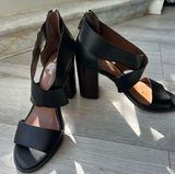 Tommy Hilfiger Black leather strap block heels with back zipper size 7.5 Photo 0