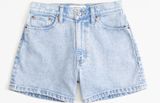 Abercrombie 4" High Rise Mom Short Photo 0