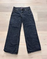 Edikted Low-Rise Baggy Jeans Photo 0