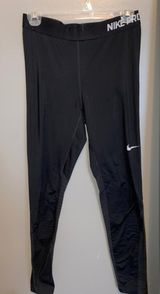 Nike Pro Black Leggings Photo 0