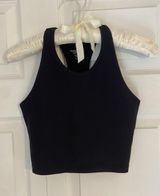 black athletic tank Photo 0