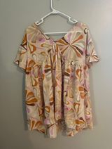 Impressions NWT  Boutique Top Photo 0