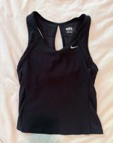 Nike Workout Tank Top Photo 0