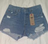 Levi’s 501 Shorts Photo 0