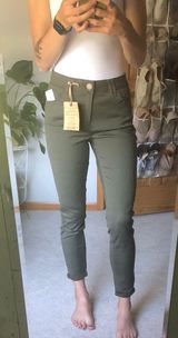 Green Jeans  Photo 0