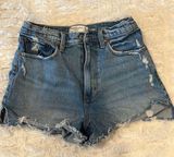 Jean Shorts Photo 0