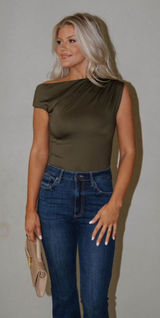 Olive bodysuit Photo 0