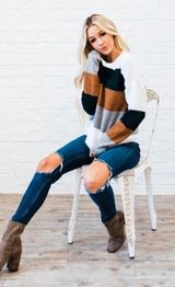 Andrée by Unit Andree By Unit Colorblock Sweater Photo 0
