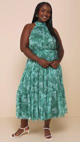 Float to You Green Floral Print Halter Tiered Midi Dress Photo 0
