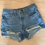 Levi’s 26 Distressed Medium Light Wash Denim Shorts Chewed Hem Photo 0