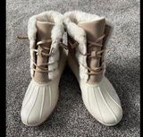 Maurice's  duck boots Photo 0